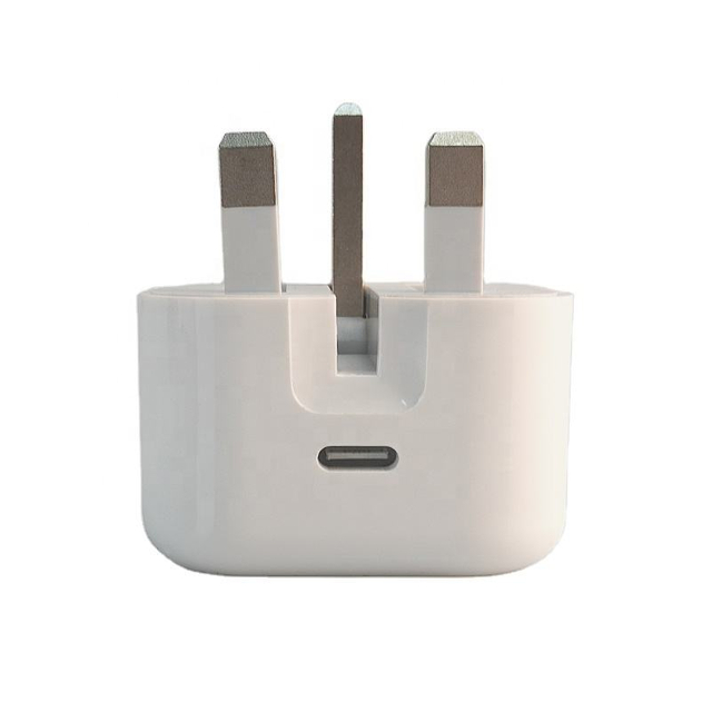 White Quick Charging Travel Charger USB C 20 Watt Phone Charger UK Fold Plug PD 20W Fast Wall Charger For Iphone 13 14